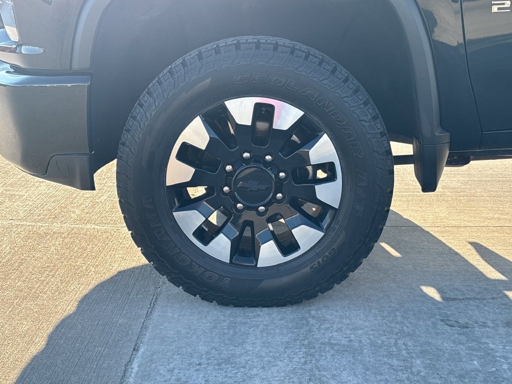 Used 2020 Chevrolet Silverado 2500 Custom w/ Custom Value Package AWD/4WD image 29