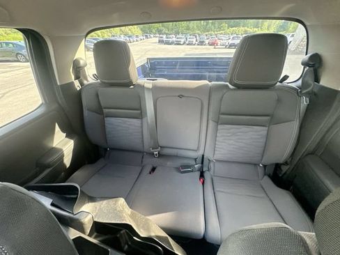 Used 2022 Nissan Frontier SV AWD/4WD image 24