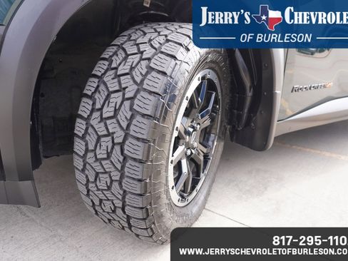 Used 2025 Nissan Pathfinder Rock Creek image 13