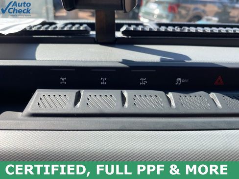 Used 2023 Ford Bronco Big Bend w/ Sasquatch Package image 39