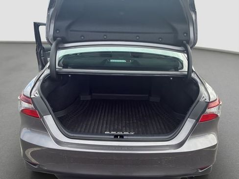 Used 2024 Toyota Camry LE image 20