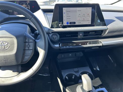 Certified 2025 Toyota Prius LE image 16
