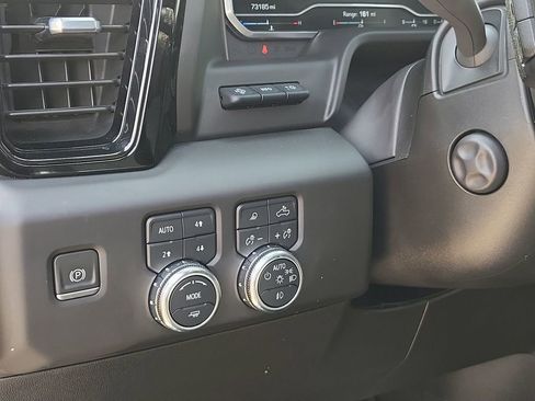 Certified 2023 GMC Sierra 1500 AT4 w/ Technology Package image 18