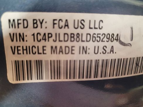 Used 2020 Jeep Cherokee Limited image 33