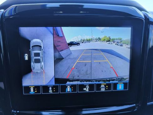Used 2023 Chevrolet Traverse Premier w/ LPO, Floor Liner Package FWD image 21