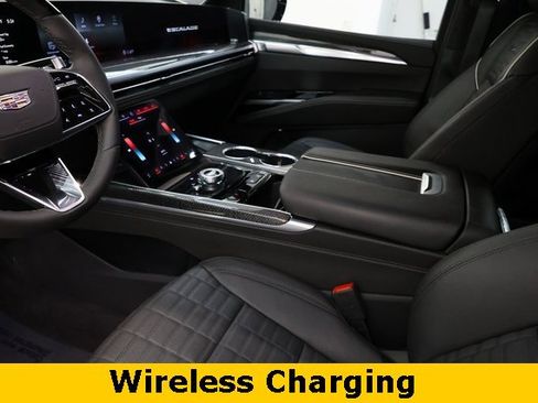 Used 2025 Cadillac Escalade V image 54