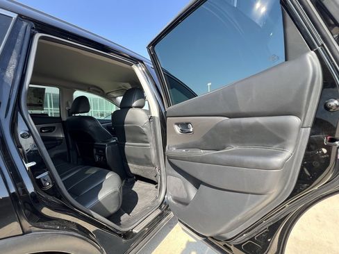 Used 2022 Nissan Murano SV w/ SV Midnight Edition Package image 25