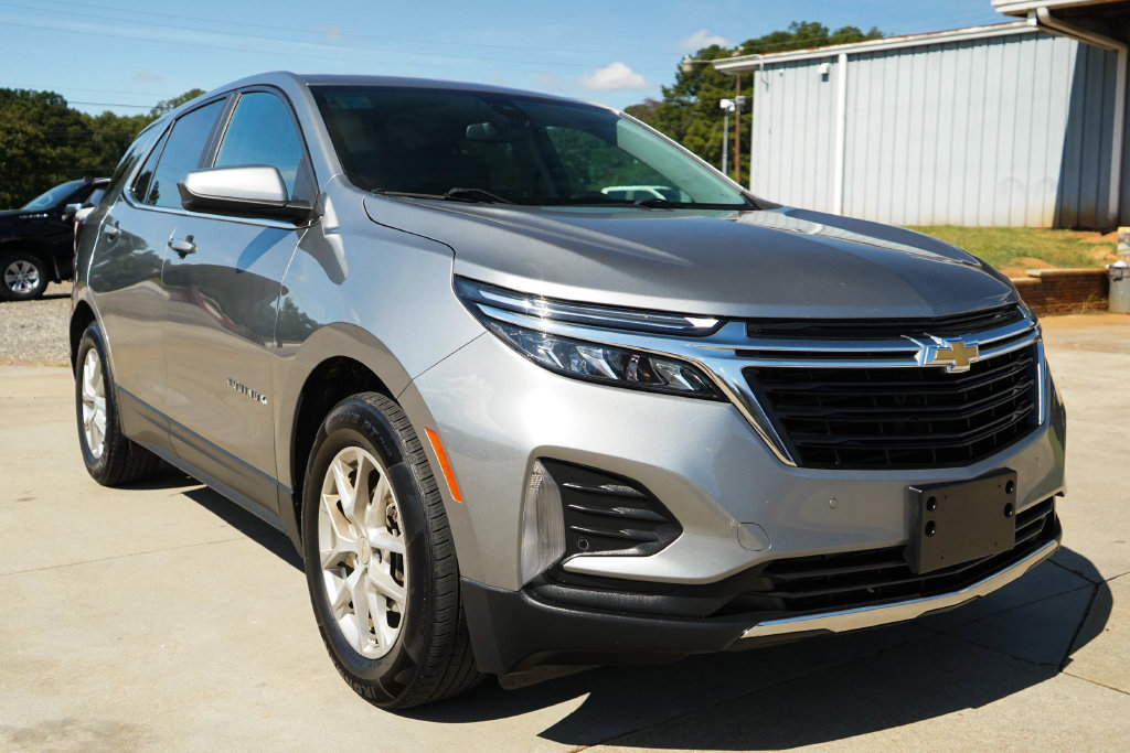 Used 2024 Chevrolet Equinox LT FWD image 33