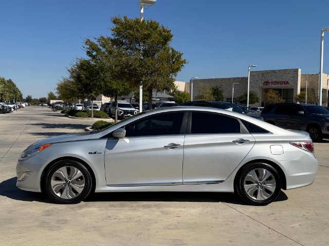 Used 2013 Hyundai Sonata Limited FWD image 8