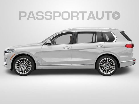 Used 2021 BMW X7 M50i w/ Dynamic Handling Package AWD/4WD image 3