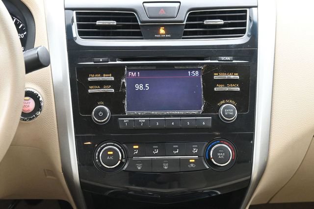 Used 2014 Nissan Altima 2.5 S w/ Sport Value Package FWD image 20