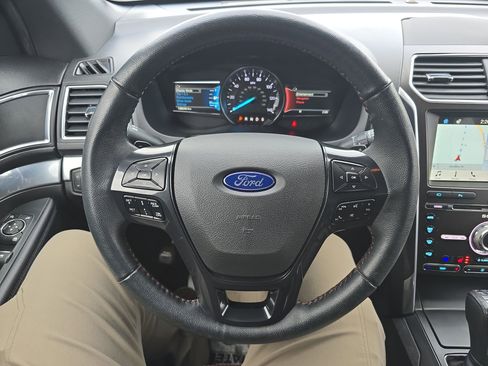Used 2018 Ford Explorer Sport w/ Equipment Group 401A image 20