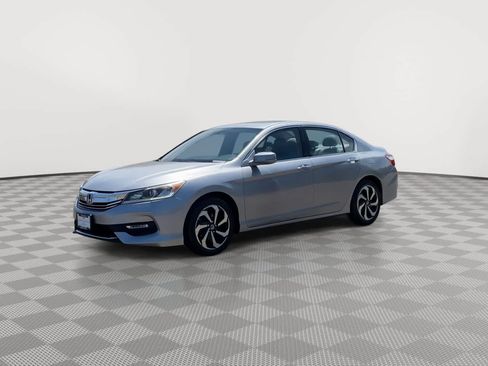 Used 2016 Honda Accord EX-L image 4