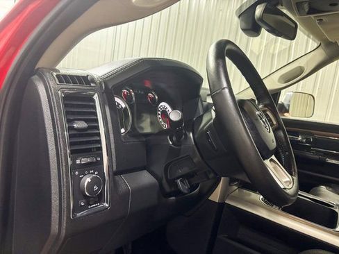 Used 2016 RAM 2500 Laramie w/ Convenience Group image 12