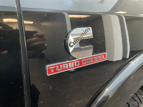 Used 2022 RAM 2500 Limited AWD/4WD image 41