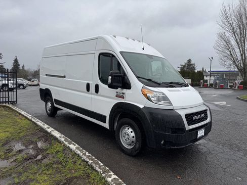 Used 2021 RAM ProMaster 3500 w/ Convenience Group image 2