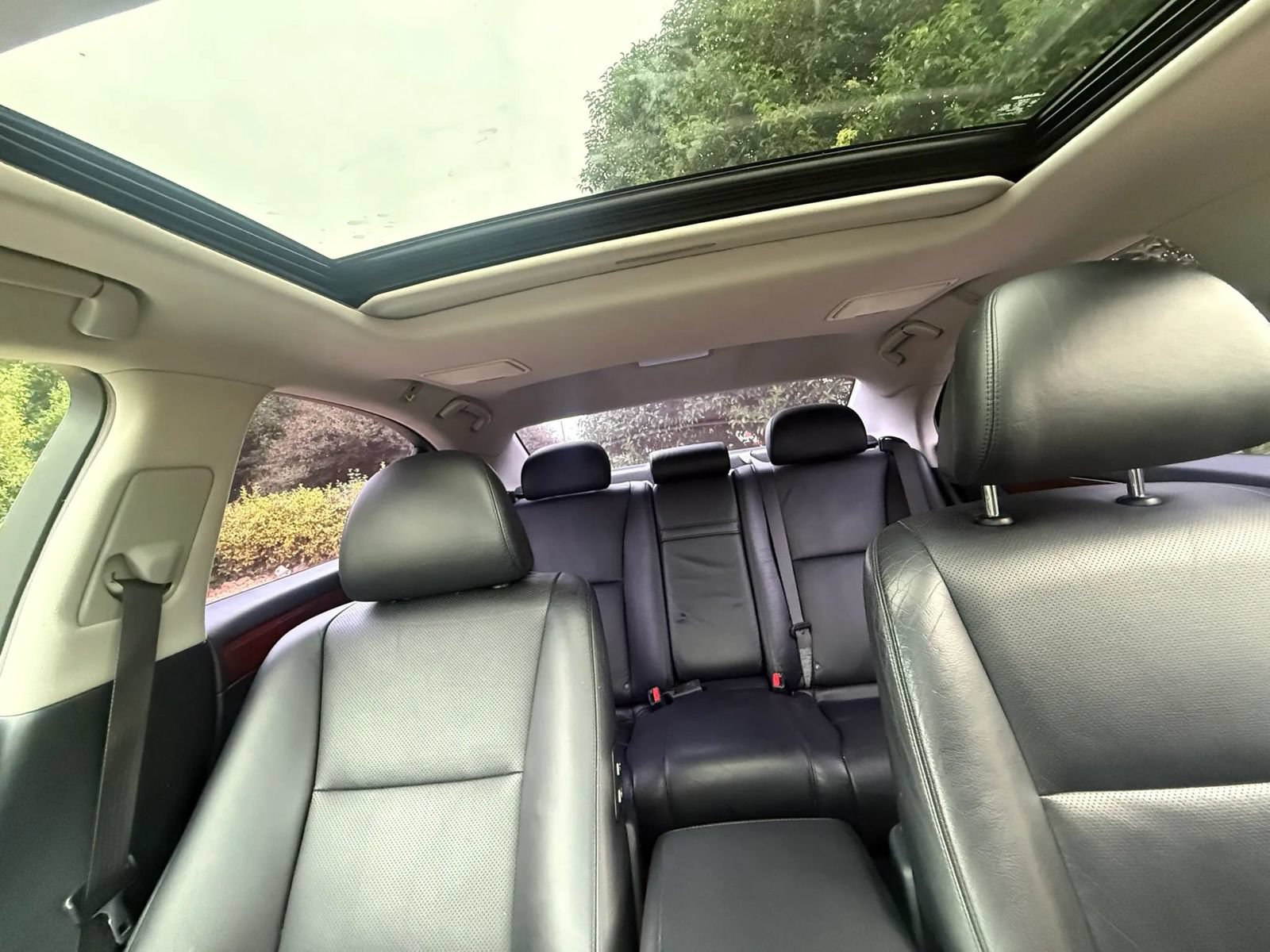 Used 2009 Lexus LS 460 AWD w/ Comfort Seating Pkg image 17