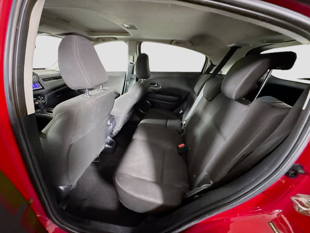 Used 2018 Honda HR-V EX image 24