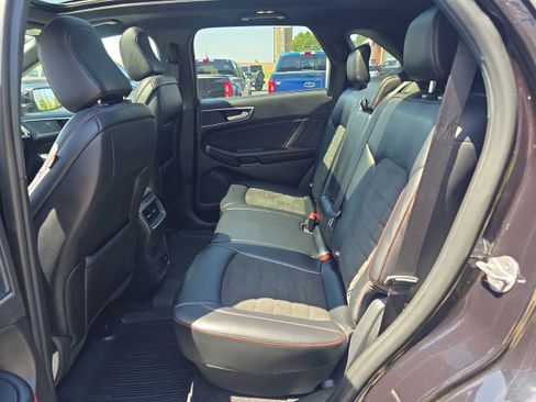 Used 2024 Ford Edge ST-Line AWD/4WD image 18