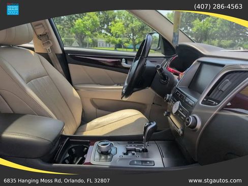 Used 2013 Hyundai Equus Signature RWD image 25