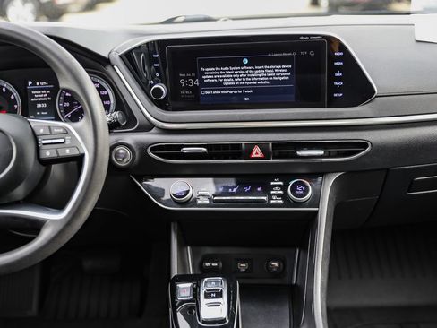 Used 2023 Hyundai Sonata SEL FWD image 13