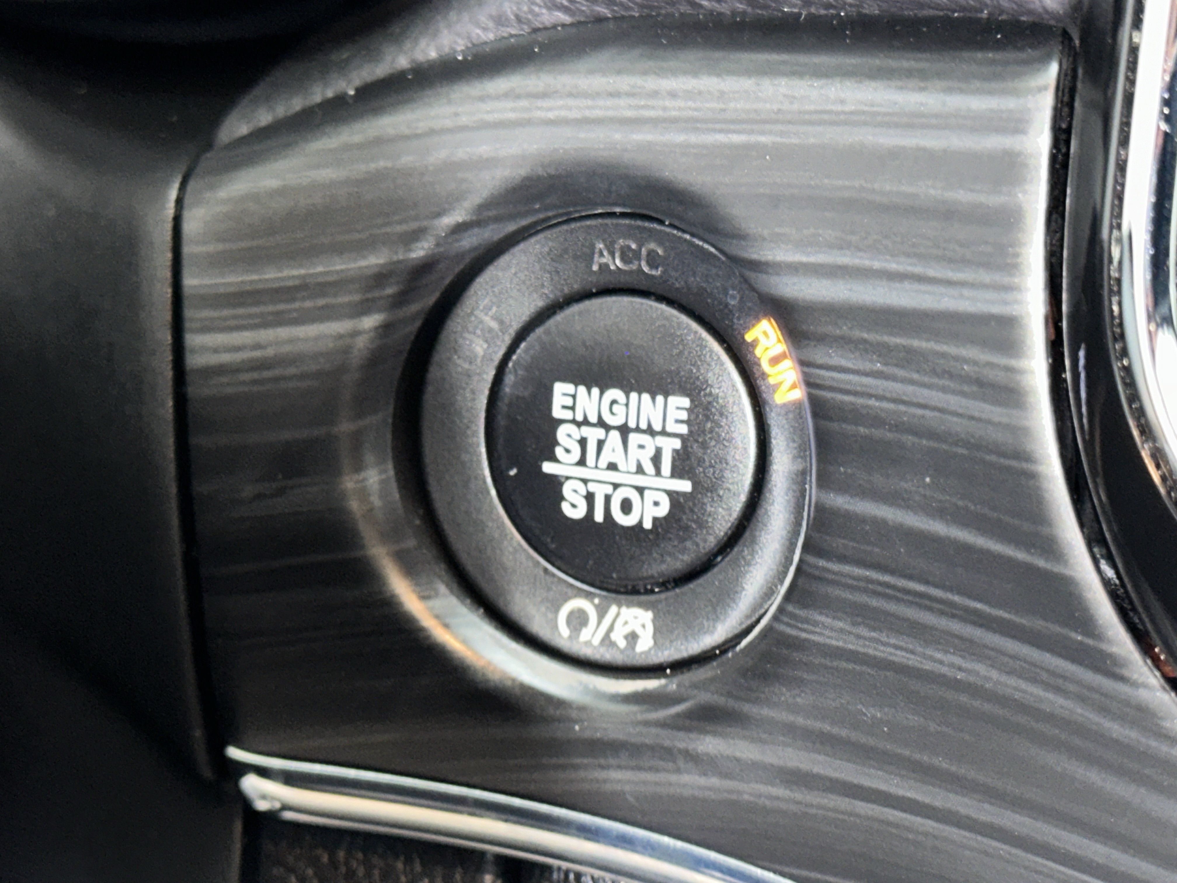 Used 2020 Jeep Grand Cherokee Limited w/ Premium Lighting Group AWD/4WD image 29