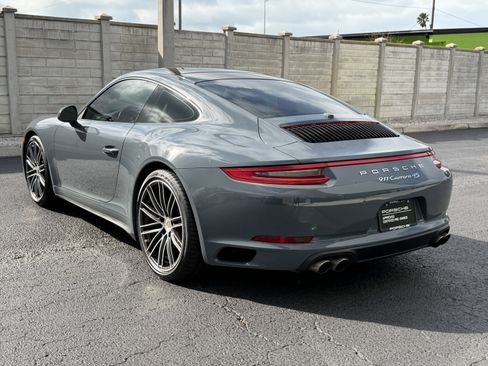 Certified 2018 Porsche 911 Carrera 4S image 3