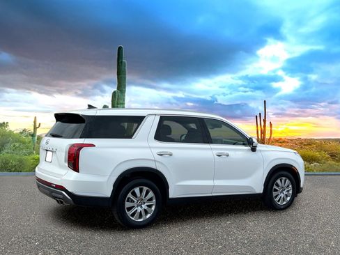 Used 2025 Hyundai Palisade SEL FWD image 5