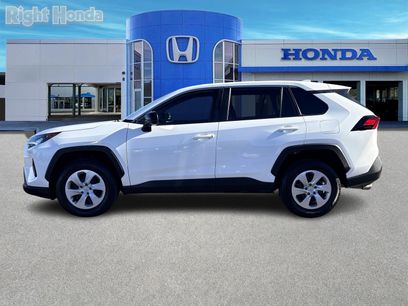 Used 2022 Toyota RAV4 LE w/ Carpet Mat Package (TMS)