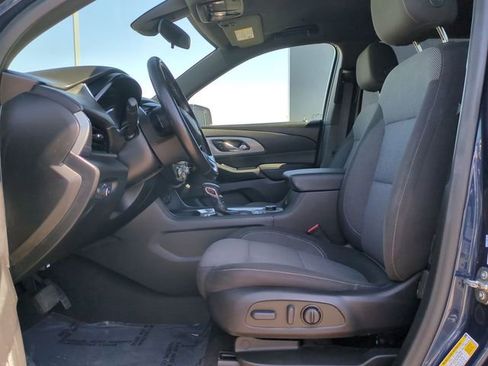 Used 2023 Chevrolet Traverse LT FWD image 21