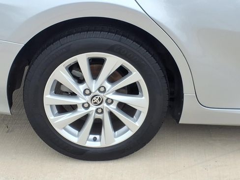 Used 2024 Toyota Camry LE FWD image 5