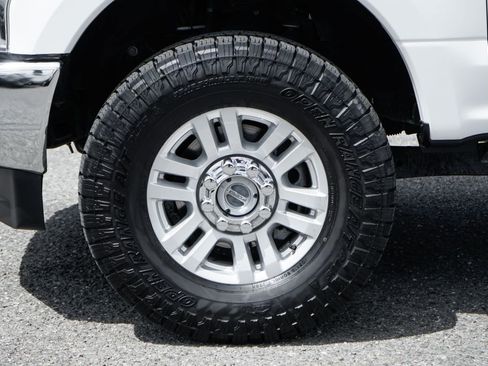 Used 2017 Ford F250 XLT AWD/4WD image 38