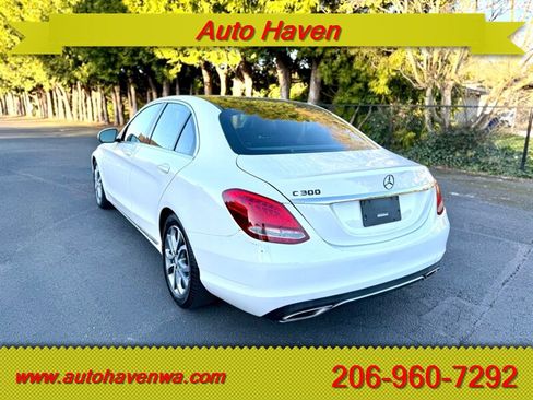 Used 2015 Mercedes-Benz C 300 Sedan image 6