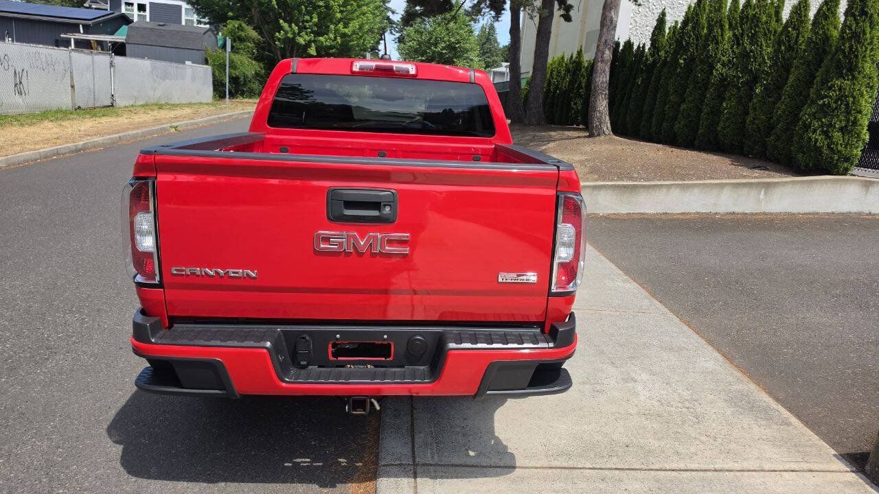 Used 2015 GMC Canyon SLE w/ All-Terrain Package AWD/4WD image 6
