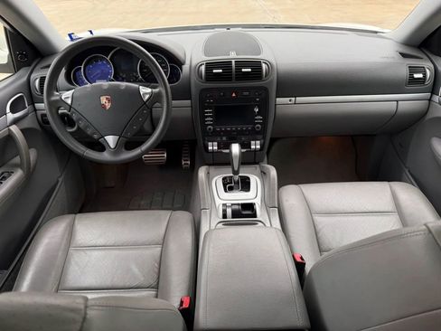 Used 2009 Porsche Cayenne S AWD/4WD image 11
