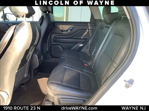 Certified 2022 Lincoln Corsair AWD w/ Equipment Group 101A image 22