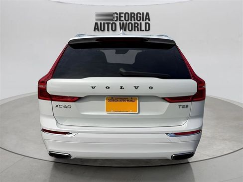 Used 2019 Volvo XC60 T5 Inscription w/ Protection Package FWD image 16