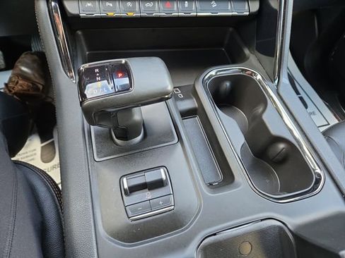 Used 2023 GMC Sierra 1500 AT4 w/ Technology Package image 23