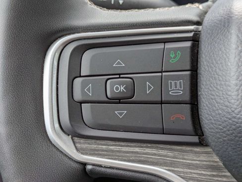 Used 2024 Jeep Wagoneer Series II w/ Flexible Seating Group RWD image 16