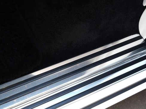 Certified 2018 Rolls-Royce Phantom Sedan image 9