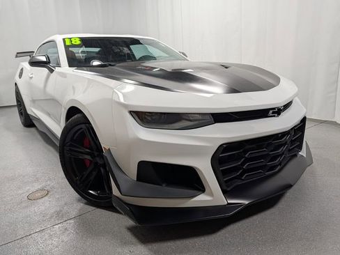 Used 2018 Chevrolet Camaro ZL1 image 2