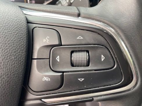 Used 2022 Buick Envision Preferred FWD image 19