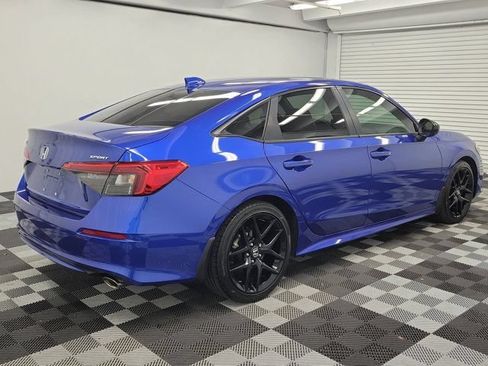 Used 2023 Honda Civic Sport image 6