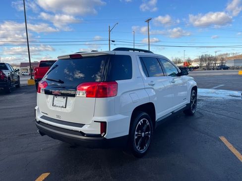 Used 2017 GMC Terrain SLE w/ Nightfall Package image 5