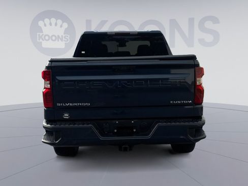 Used 2022 Chevrolet Silverado 1500 Custom AWD/4WD image 5