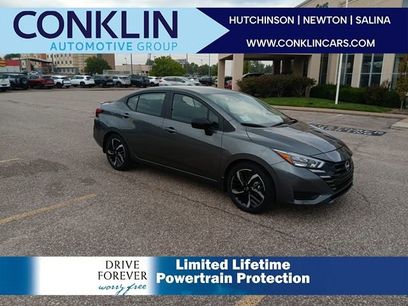 New 2025 Nissan Versa SR w/ Trunk Package