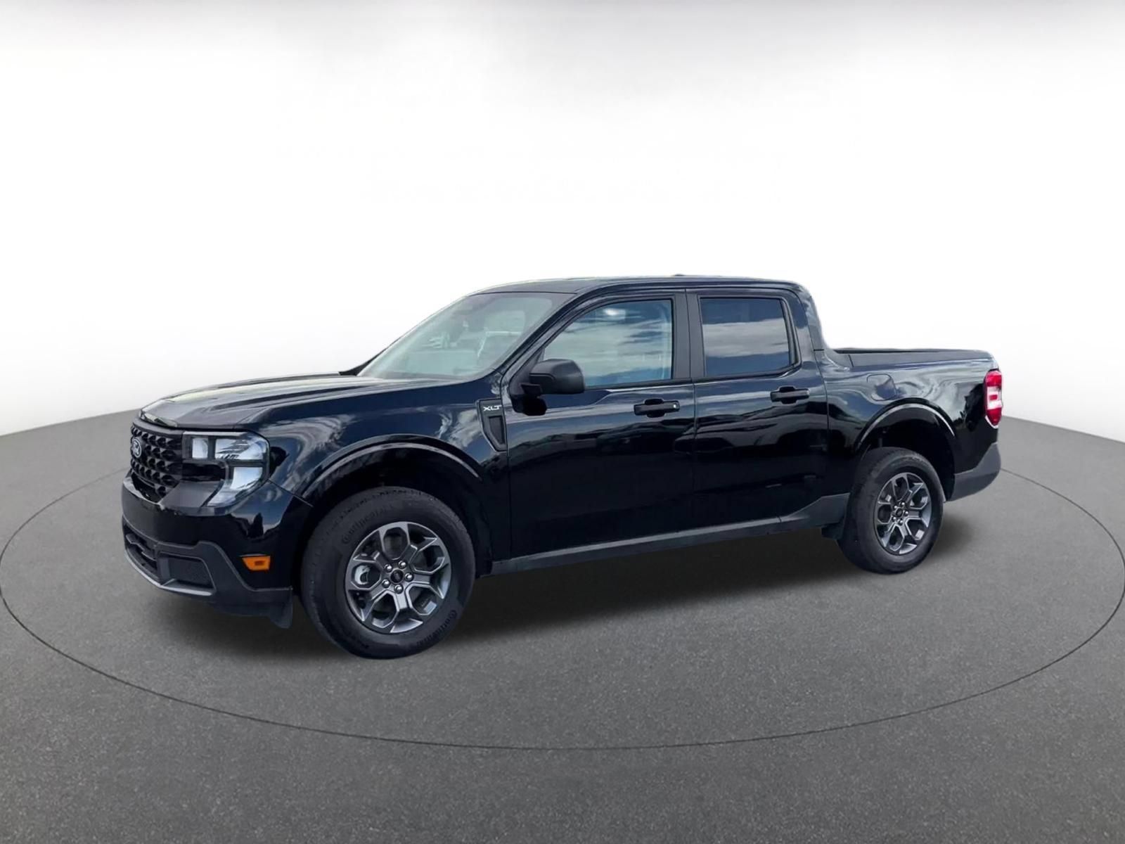 Used 2026 Ford Maverick XLT w/ Equipment Group 301A AWD/4WD image 7