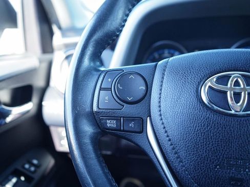 Used 2018 Toyota RAV4 XLE image 21