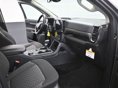 Used 2025 Ford Ranger XLT w/ FX4 Off-Road Package image 24