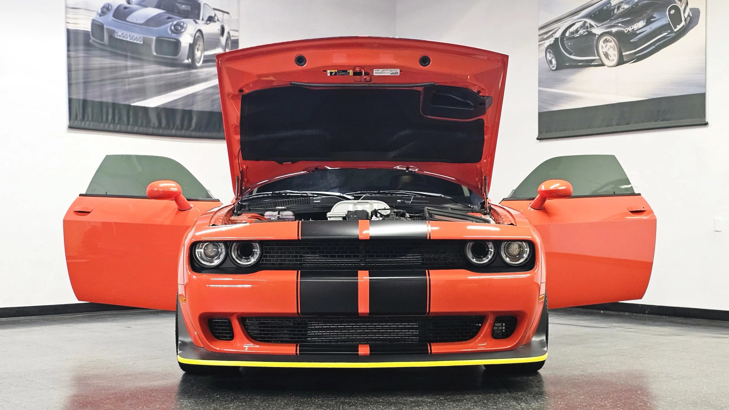 Used 2023 Dodge Challenger SRT Hellcat RWD image 5